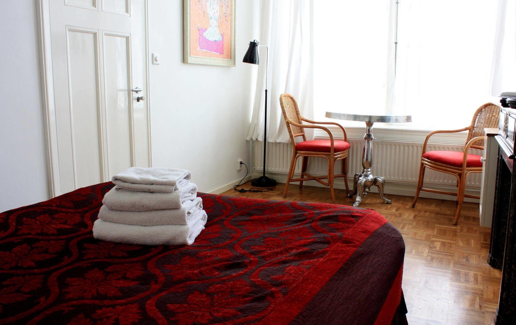 Truelove Guesthouse Amsterdam Exterior photo
